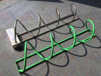 上海屹嵐交通設施 專業不銹鋼卡位自行車架制造商